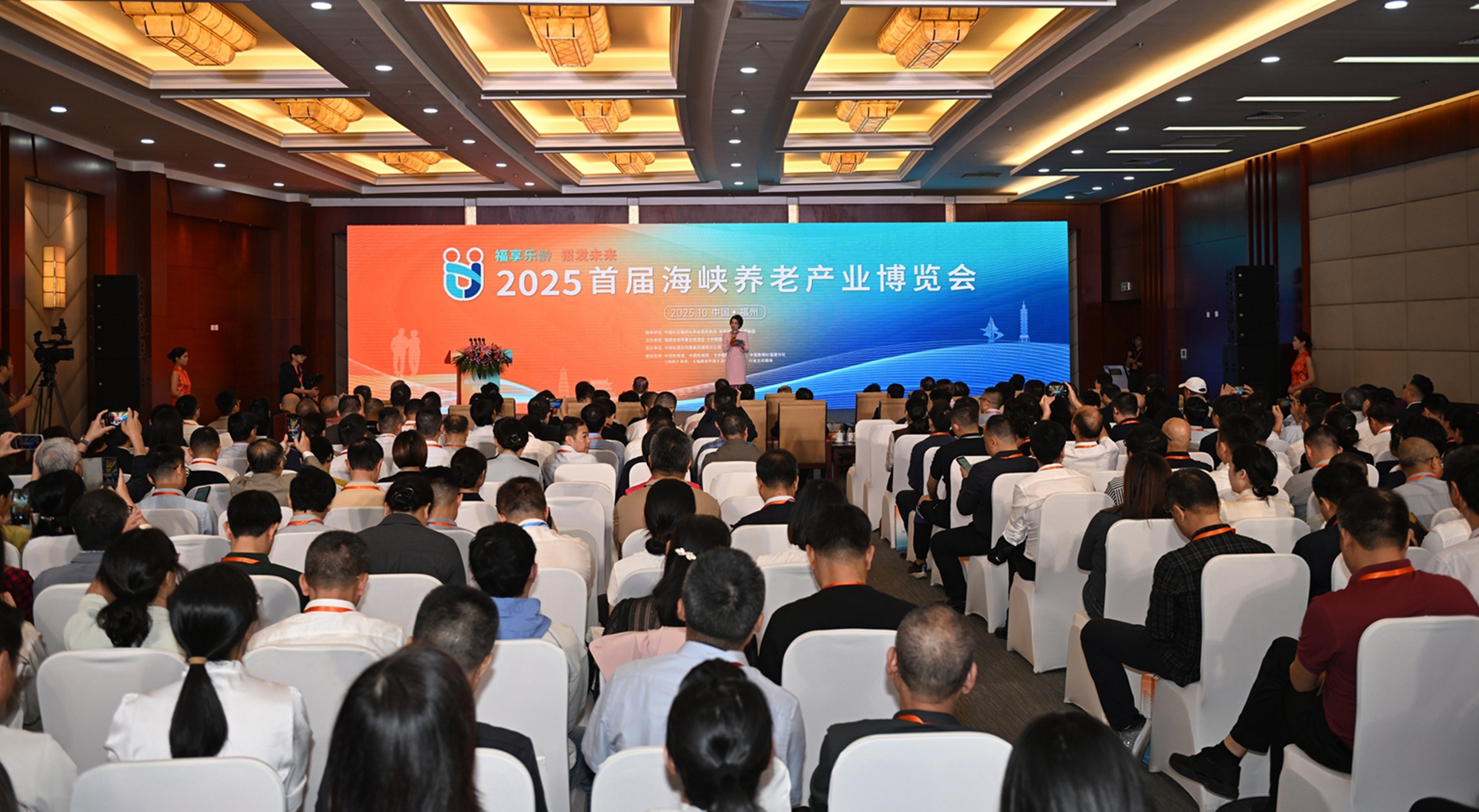 ձ|׽캣ϿϲҵḣݿĻ