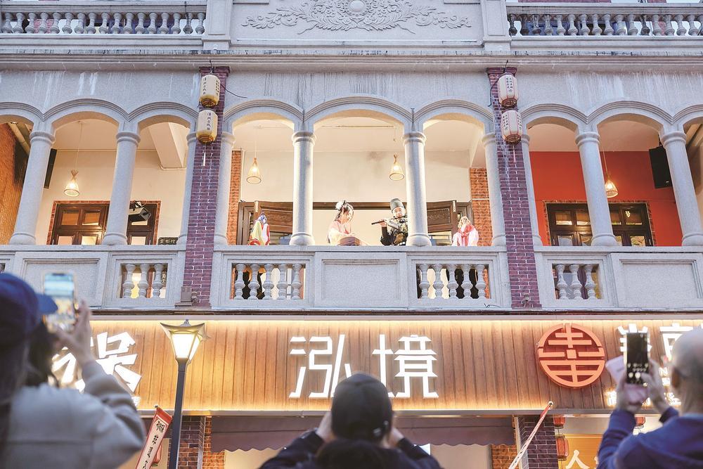 ��������������