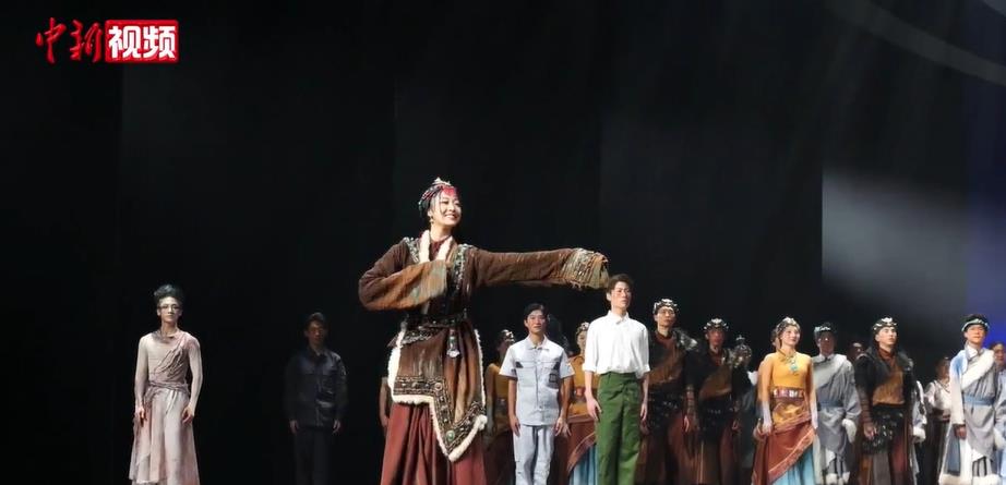 ��é����ѧ����Ʒ����̨ʢ�磺��ѩɽ��ء���������ͬ��������