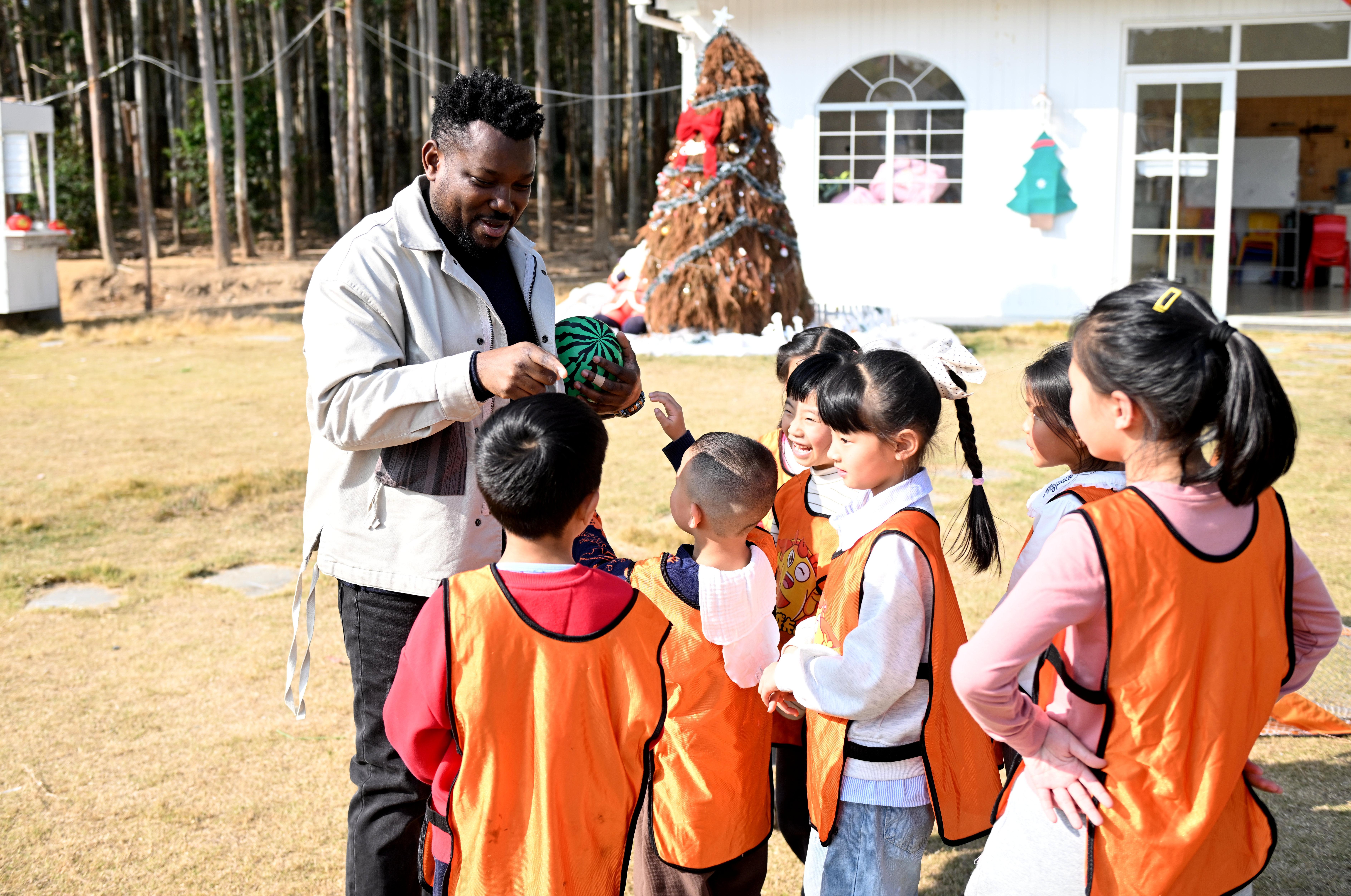 �����족��̵��й������ڡ���