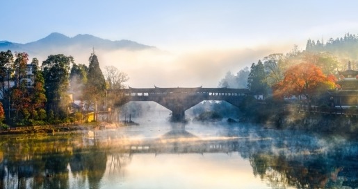 ����ϼ��С���ı�������æ��