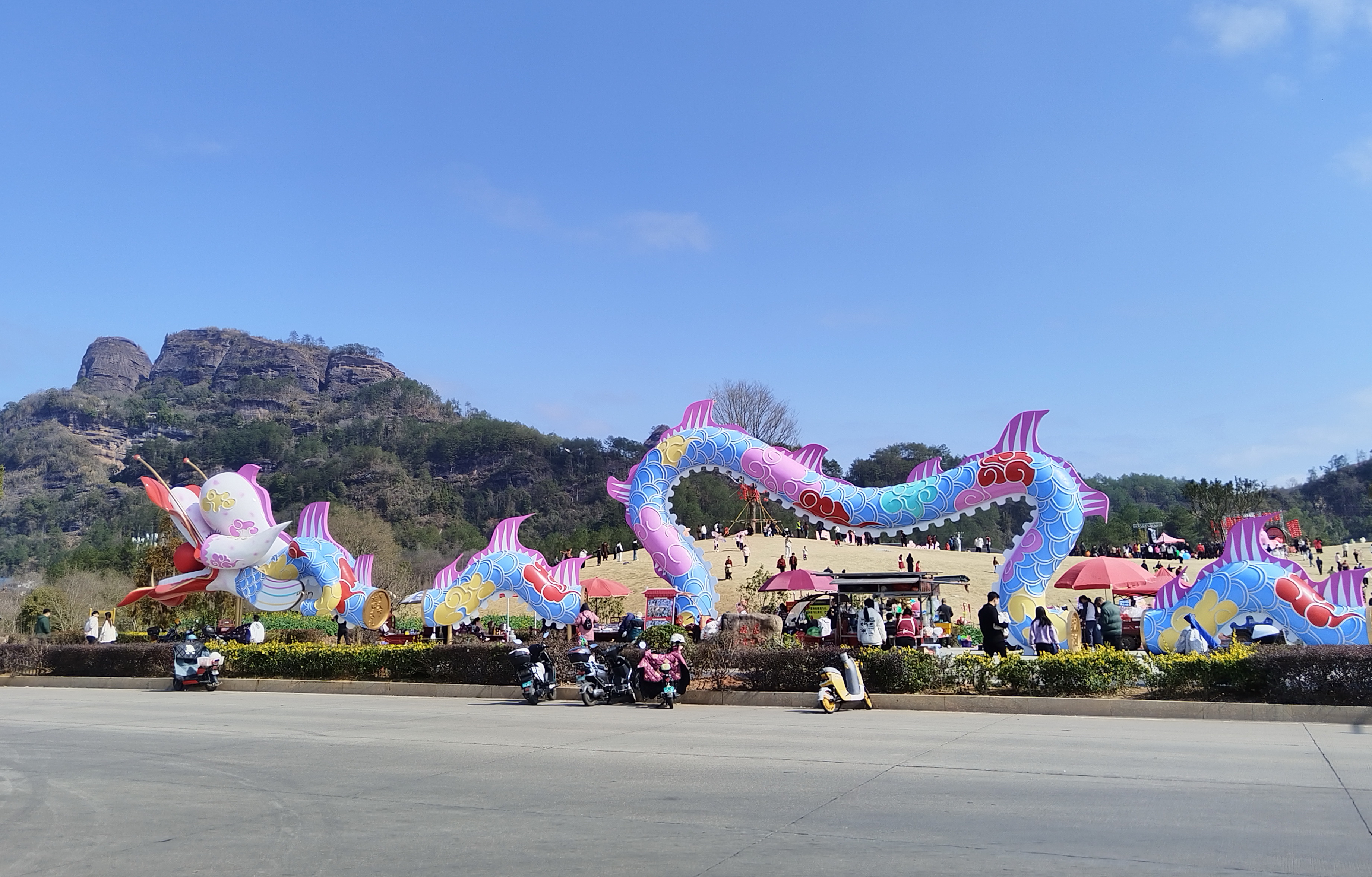 �������ǣ�������ɽ��ζŨ �����������´�