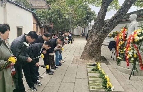 ũ������������֧����ʯ�ͳ±�衹ʾ�ѧϰ�ι�