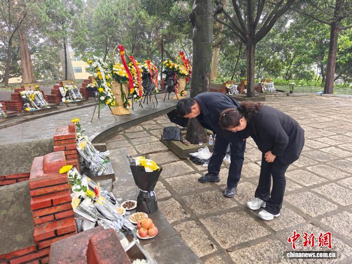 ��ʿ����ǧ��Ѱ�׼��һ�