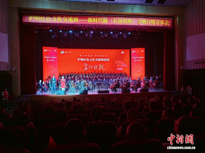 �Ϻ�����Я�����졶������衷 �ڳ�����Զ������������ɫѪ��