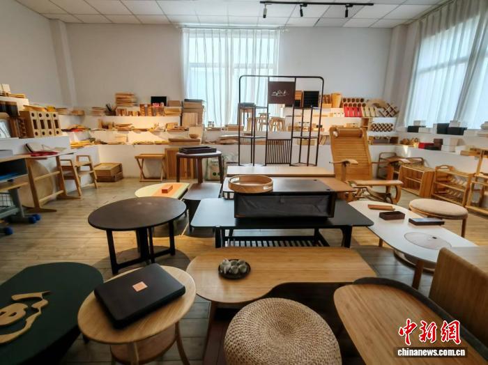 �ӡ����Ͽ������Է����ء������й�����֮�硱 ����������д��ƪ