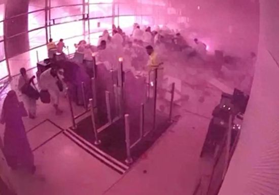 ���й������ܿ���ɳ�غ�����Ŧ��������ը
